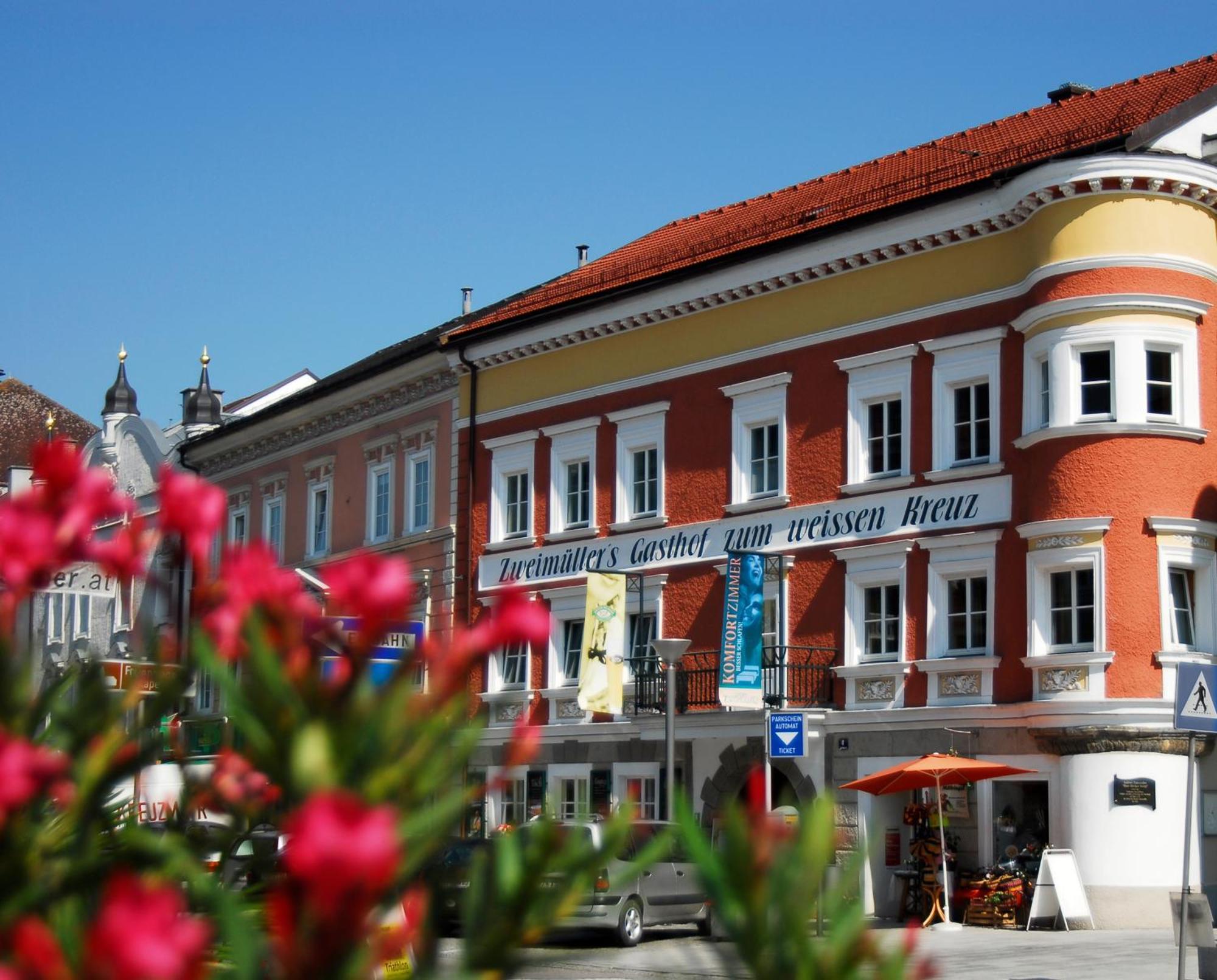 Gasthof Hotel Zweimueller Грискирхен Экстерьер фото
